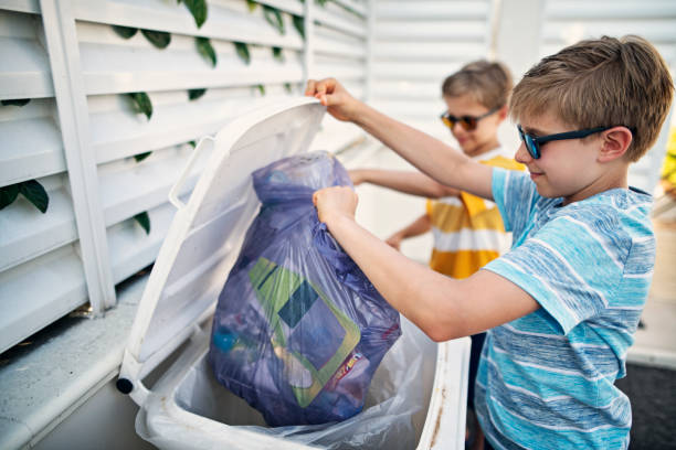 Best Estate Cleanout Services  in Oswego, KS